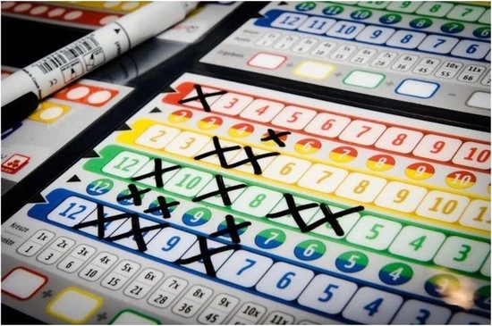 Merkloos Spellenbundel - 3 Stuks - Dobbelspel - Qwixx & Qwixx Big Points & Qwixx Connected 8 Merkloos Spellenbundel - 3 Stuks - Dobbelspel - Qwixx & Qwixx Big Points & Qwixx Connected - Afbeelding 8