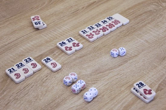 999 Games Regenwormen Dobbelspel 9 999 Games Regenwormen Dobbelspel - Afbeelding 9