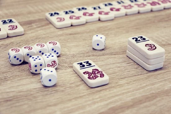 999 Games Regenwormen Dobbelspel 5 999 Games Regenwormen Dobbelspel - Afbeelding 5