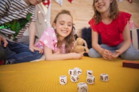 Zygomatic Board Game Studio Rory's Story Cubes Astro - Dobbelspel 7 Zygomatic Board Game Studio Rory's Story Cubes Astro - Dobbelspel - Afbeelding 7