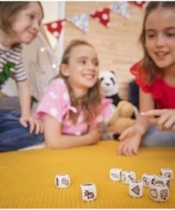 Asmodee Spellenbundel - Dobbelspel - 2 Stuks - Rory's Story Cubes Fantasia & Emergency -Dobbel Spellen Winkel 550x367 8