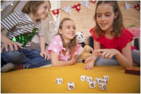 Asmodee Spellenbundel - Dobbelspel - 2 Stuks - Rory's Story Cubes Astro & Emergency 7 Asmodee Spellenbundel - Dobbelspel - 2 Stuks - Rory's Story Cubes Astro & Emergency - Afbeelding 7