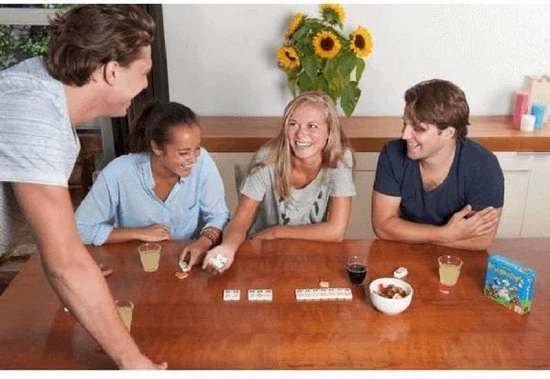 999 Games Regenwormen Dobbelspel 6 999 Games Regenwormen Dobbelspel - Afbeelding 6