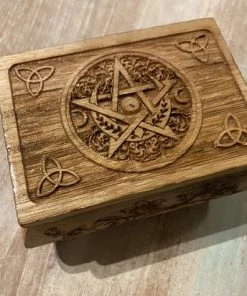 Mooi&Magisch Witches Runes | Heksen Runen | Mooi & Magisch | Basalt Orakelstenen