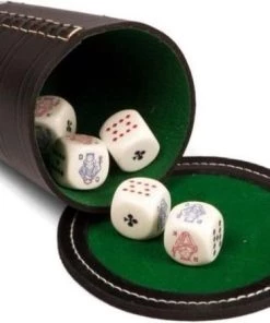 Asmodee Poker Menteur Avec Chapeau + 5 Dés