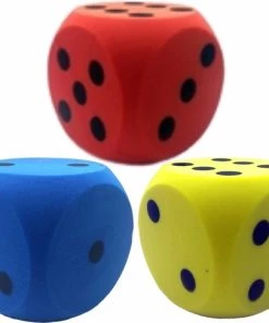 Merkloos 3x Stuks Grote Foam Dobbelstenen 16 X 16 Cm In 3x Verschillende Kleuren - Speelgoed/spelletjes
