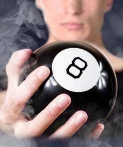 Gadgets Magic 8 Ball - Mystic 8 Ball - Vragenspel - Geeft Antwoord Op Al Je Levensvragen - Geen Batterijen Nodig - Biljartbal Design - Zwart