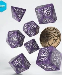 Q Workshop Witcher Polydice Set - Yennefer, Lilac & Gooseberries 5 Q Workshop Witcher Polydice Set - Yennefer, Lilac & Gooseberries -Dobbel Spellen Winkel 550x571 3