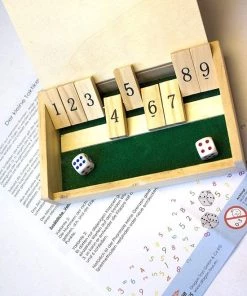 Deluxe HB Sluit De Doos - Zinaps De Kleine Taktiker Sluit De Doos- (WK 02127) 7 Deluxe HB Sluit De Doos - Zinaps De Kleine Taktiker Sluit De Doos- (WK 02127) -Dobbel Spellen Winkel 550x825 10